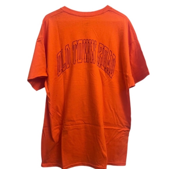 The Thread Shop “Old Town Road” Horses Tee | Urban Outfitters 🐎 - Picture 2 of 2